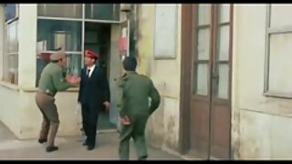 Eden Adams uživa u ukusnom lizanju maca